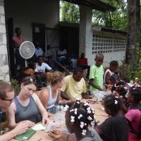 Arts and crafts with kids in Deschapelles, Haiti
